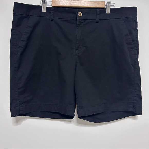 Old Navy Black Flat Front Shorts Women’s plus size 18 summer casual 11” rise - Picture 1 of 8